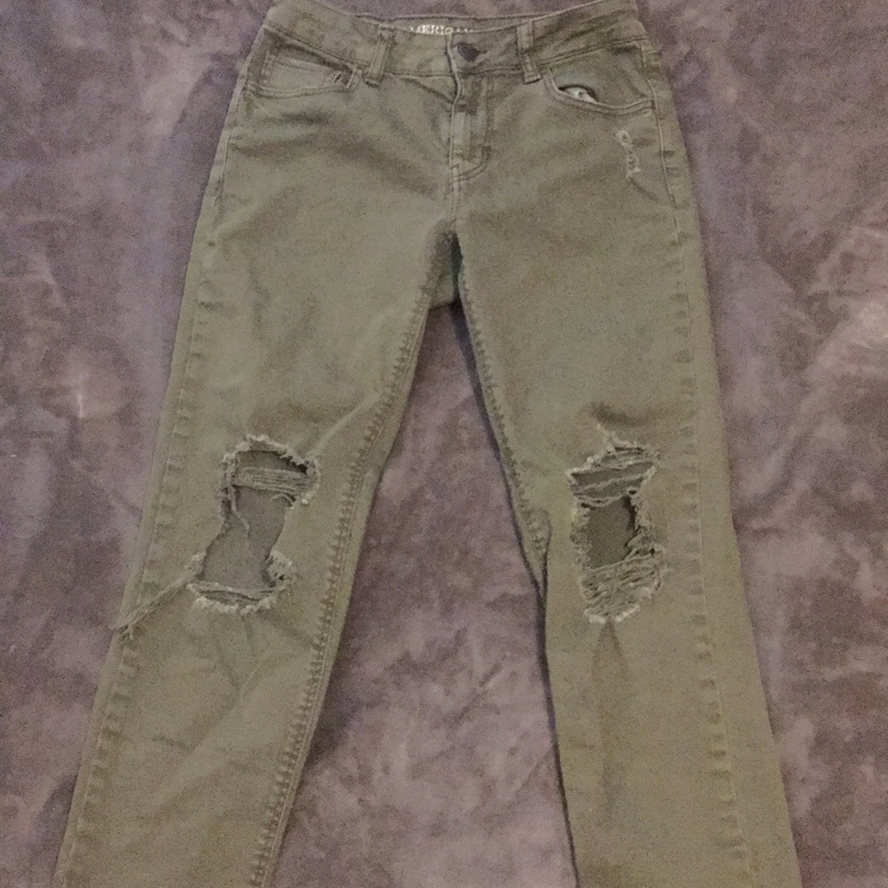 American Eagle ripped jeans